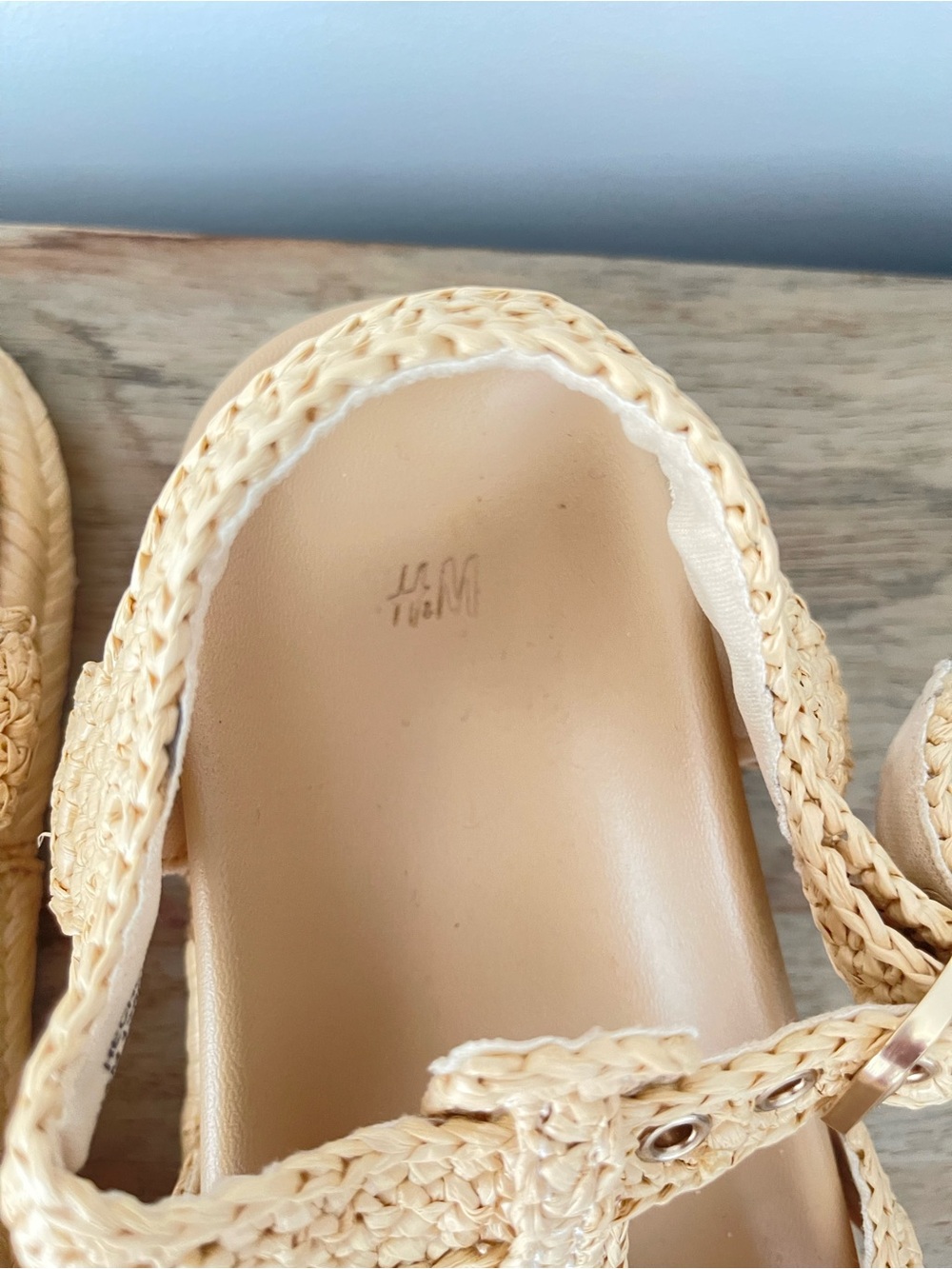 H&M Raffia T-Strap Sandals - Picture 5 of 7